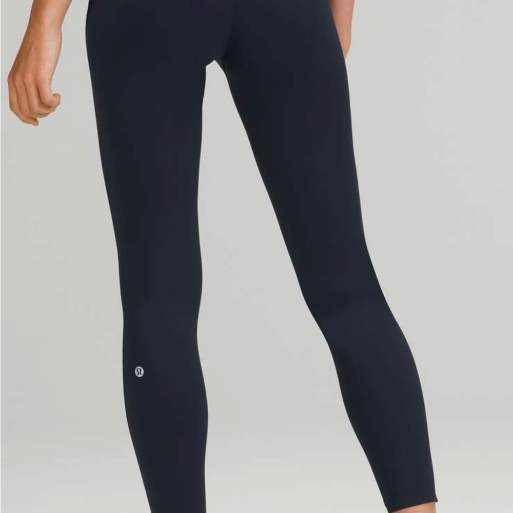 Lululemon Base Pace High-Rise Tight 25"-True Navy-Size 12